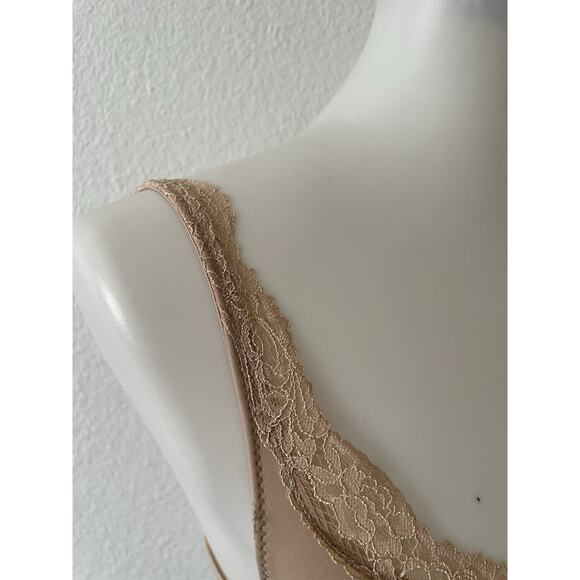 Skims Bra Lingerie Unlined Full Coverage Clay Intimates - Picture 5 of 13